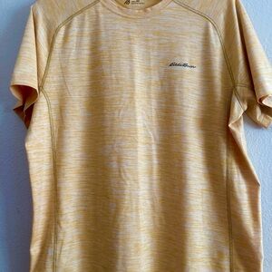 Eddie Bauer Men's Short Sleeve Tee in Light Yellow